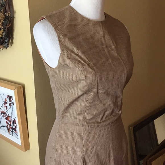 TOCCA size 6 Classic Plaid Fitted Sheath Tank Dress Brown/Tan Subdued Print EUC - Picture 3 of 8